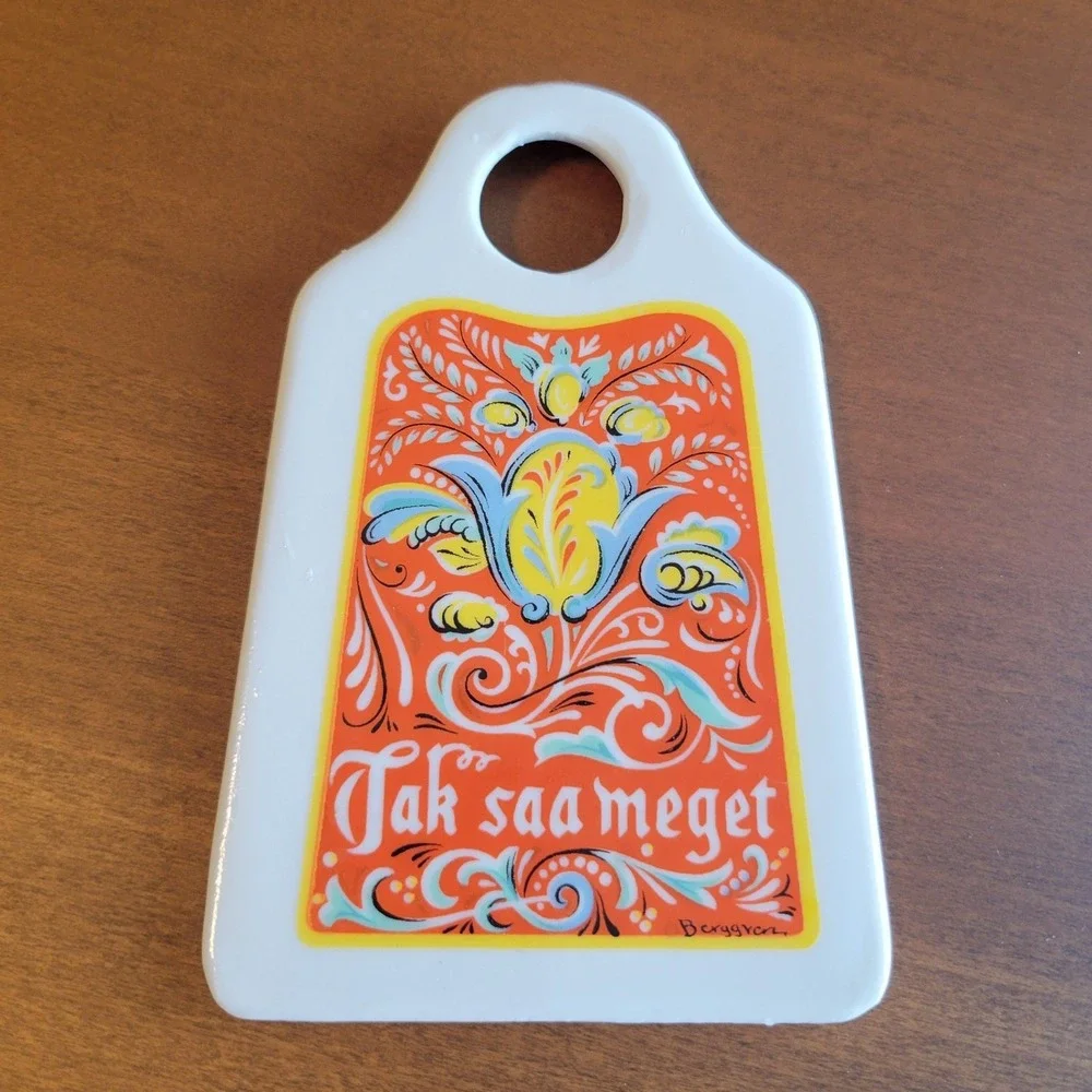 Vintage MCM Berggren Trayner Ceramic Garlic Ginger Grater Scandinavian Folk Art